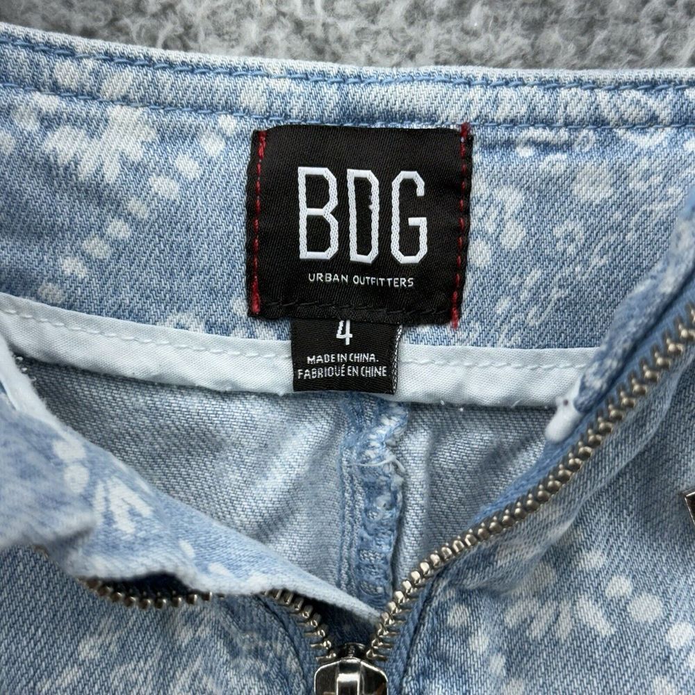 Urban Outfitters BDG Floral Geometric Blue Denim Pockets Mini‎ Skirt Jean Size 4 - Picture 2 of 6